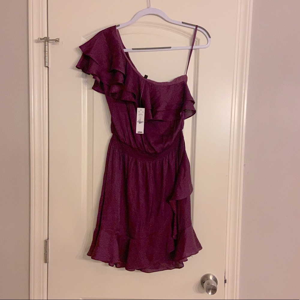White House Black Market Women’s Purple Dress One Shoulder Size 6 NWT